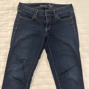 American eagle stretch blue jeans